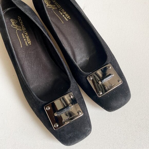 Donald J Pliner Black Suede Metal Monogram Detail Square Toe Flats 8M - Picture 1 of 8